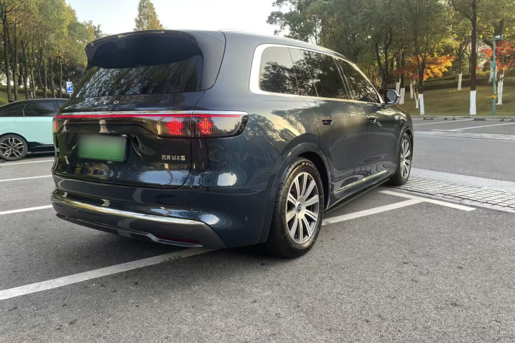 鸿蒙智行 问界M8 2025款 纯电 Max+ 六座长续航版车身外观6007