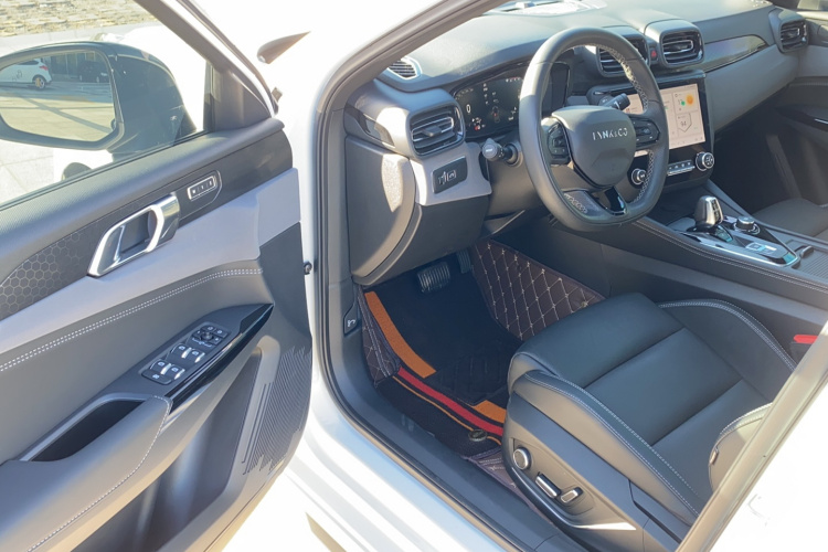 领克03 2022款 2.0TD DCT劲Pro中控内饰7002