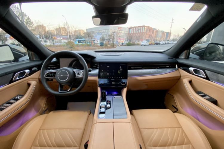 领克09 2024款 2.0T 四驱运动版 五座中控内饰7003