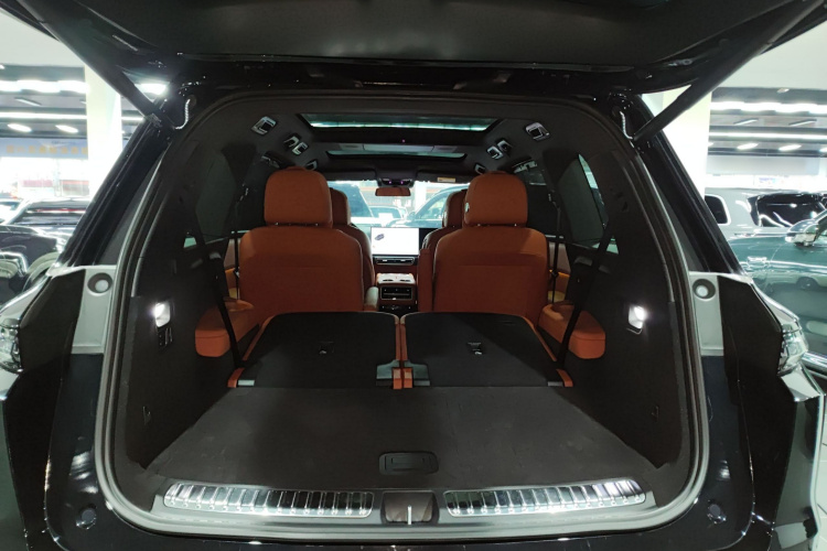 理想汽车 理想L9 2022款 Max局部细节23