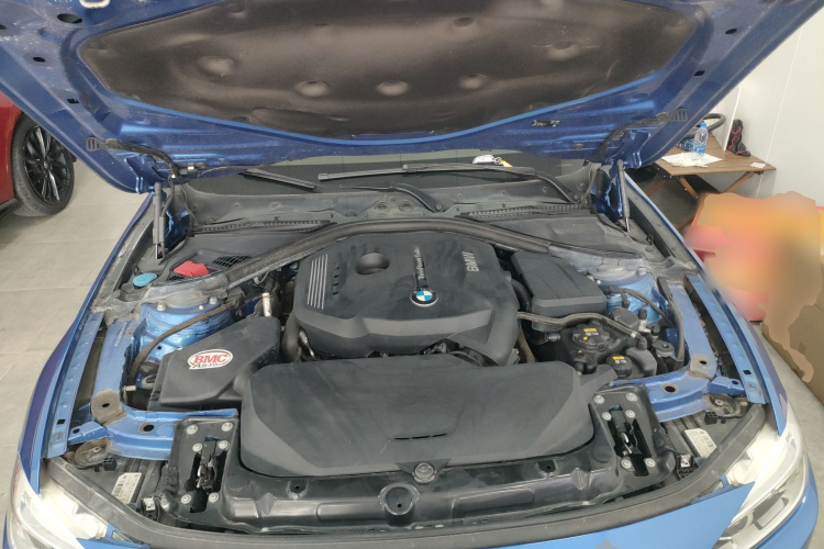 宝马3系 2019款 320Li M豪华套装机舱底盘24