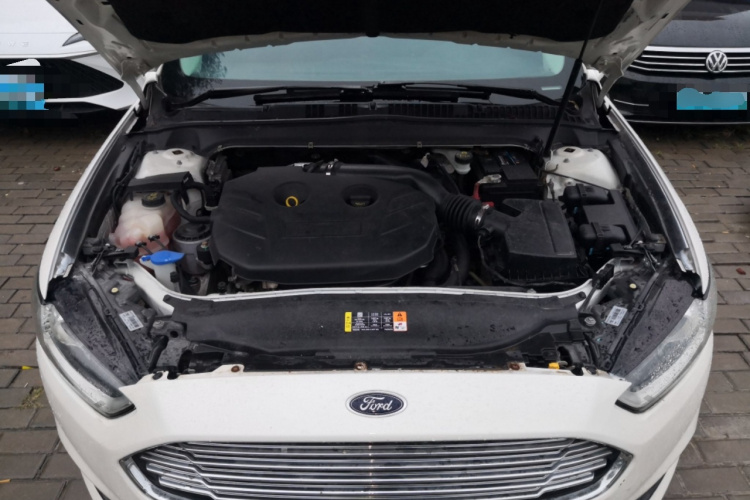 福特 蒙迪欧 2013款 2.0L GTDi200时尚型机舱底盘24