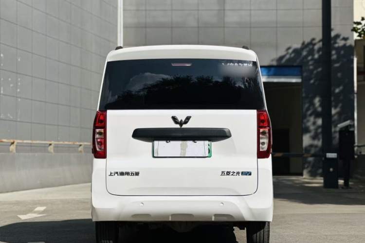 五菱汽车 五菱之光新能源 2025款 201km 舒适型车身外观6004