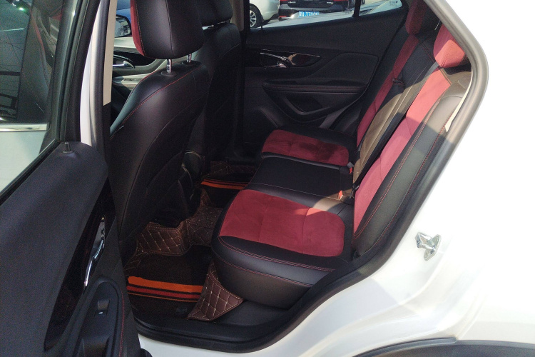 别克 昂科拉 2017款 18T 自动两驱都市精英型中控内饰21