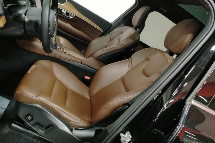 沃尔沃XC90 2021款 B5 智行豪华版 7座局部细节19