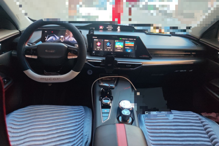 长安欧尚Z6 2022款 蓝鲸 1.5T DCT智航型中控内饰12