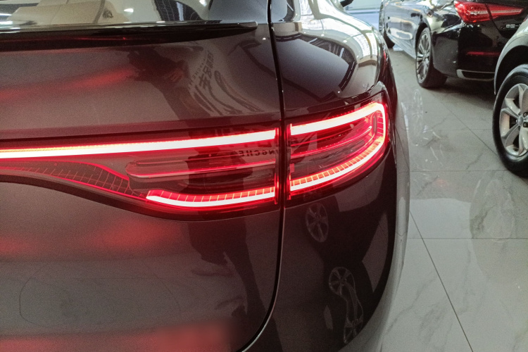 鸿蒙智行 智界R7 2025款 增程 251km Max车身外观6006