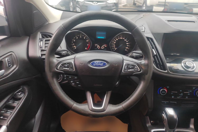 福特 翼虎 2018款 EcoBoost 180 两驱铂翼型中控内饰13