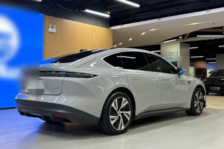 蔚来ET5 2022款 75kWh车身外观6001