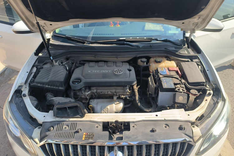 别克 英朗 2016款 15N 自动精英型局部细节24