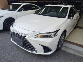 雷克萨斯ES 2025款 300h 臻享版