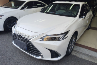 雷克萨斯ES 2025款 300h 臻享版