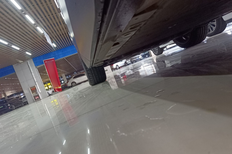 蔚来EC7 2024款 100kWh 签名版局部细节9001