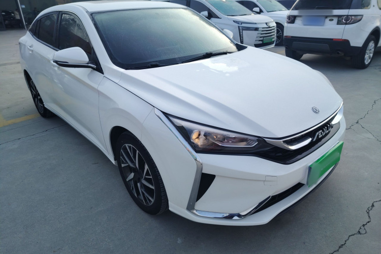 东风风神 奕炫 2020款 230T 自动炫目赛道版车身外观3