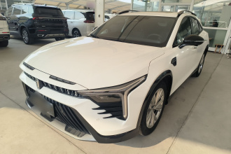 奔腾B70S 2022款 2.0T 智潮统帅