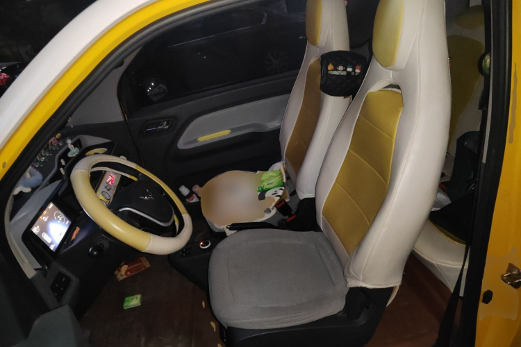 五菱汽车 宏光MINIEV 2021款 马卡龙时尚款 磷酸铁锂中控内饰19