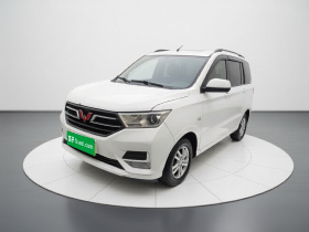 五菱汽车 五菱宏光 2018款 1.5L S舒适型L2B