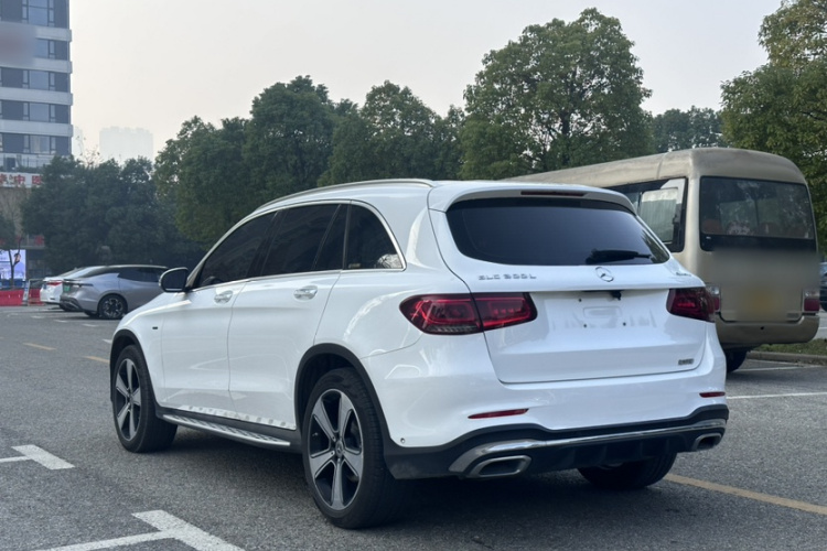 奔驰GLC 2022款 GLC 300 L 4MATIC 动感型臻藏版车身外观6005