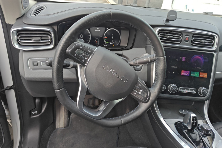 领克01 EM-P 2018款 1.5T PHEV 劲Pro 国V局部细节13