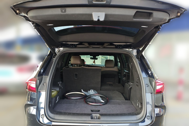 别克 昂科旗 2020款 28T 四驱旗舰型中控内饰23