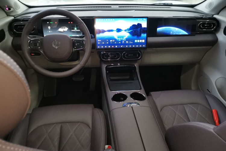 零跑汽车 零跑C11 2024款 增程 300尊享版中控内饰12