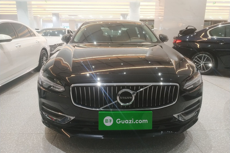 沃尔沃S90 2020款 T5 智逸豪华版车身外观2