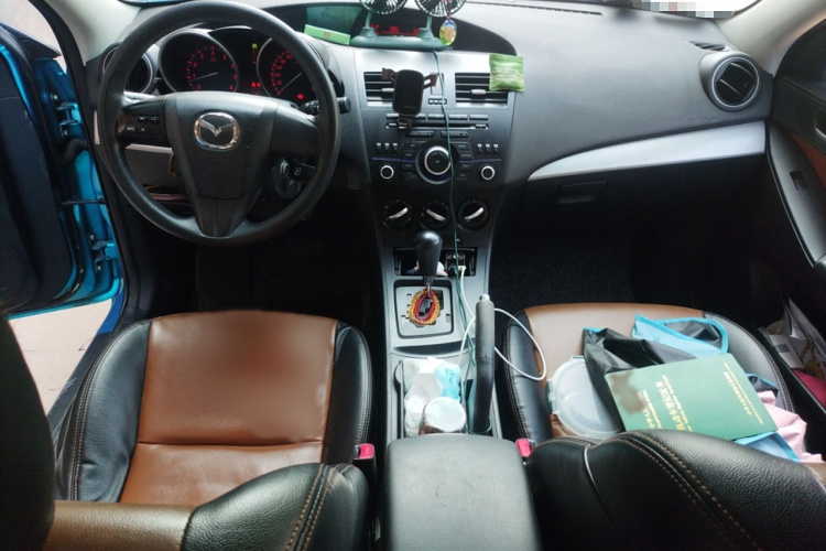 马自达3星骋 2013款 两厢 1.6L 自动精英型局部细节16