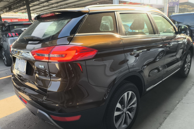 吉利汽车 博越 2016款 1.8TD 自动智慧型车身外观6005