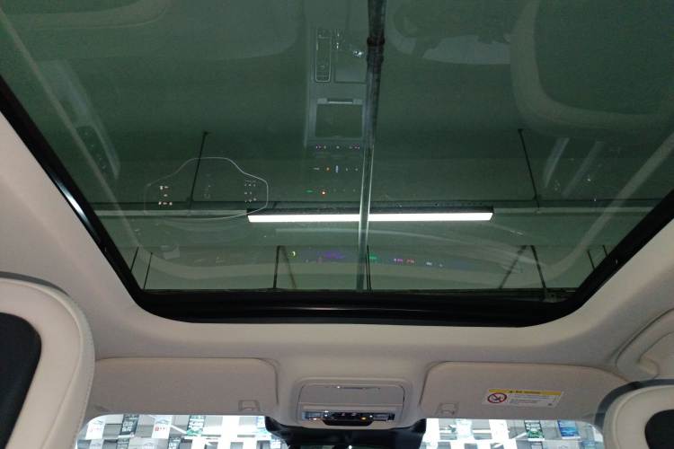 林肯 冒险家 2023款 2.0T 两驱尊雅版中控内饰22