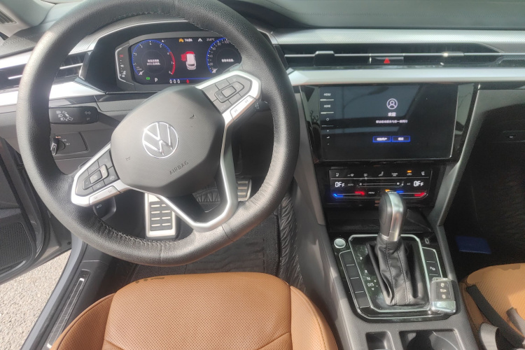 一汽-大众CC 2021款 猎装车 380TSI 猎心版中控内饰7002