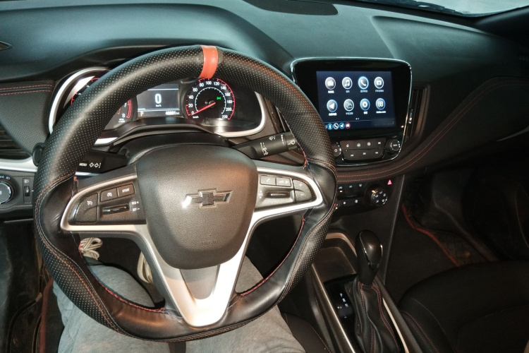 雪佛兰 科鲁泽 2020款 轻混 RS 330T 自动畅快版中控内饰7002