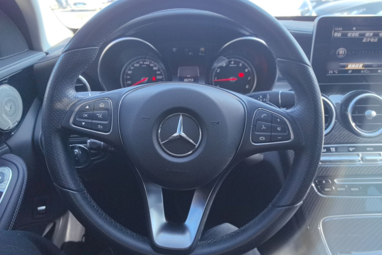 奔驰C级 2017款 改款 C 180 L 动感型运动版中控内饰13