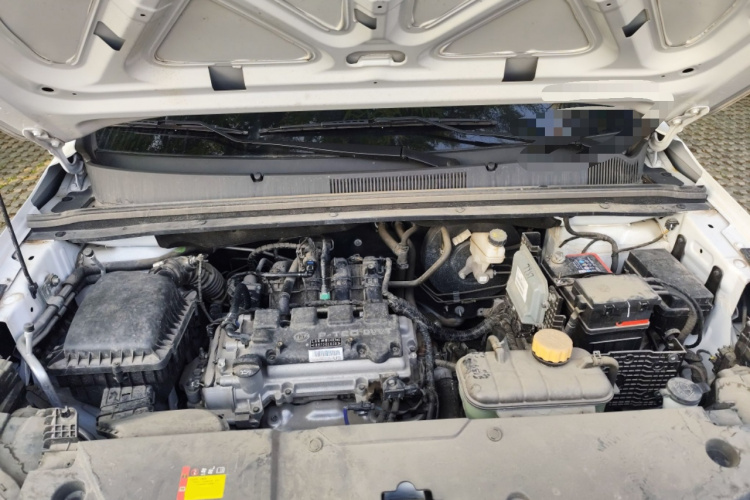 五菱汽车 五菱佳辰 2022款 1.5L 手动乐享精英型局部细节24