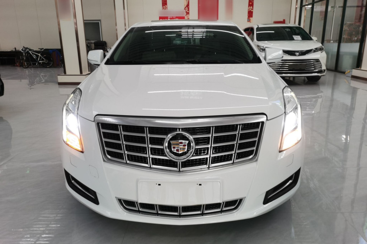 凯迪拉克XTS 2014款 28T 舒适型车身外观2