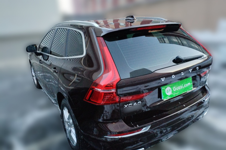 沃尔沃XC60 2021款 T5 四驱智逸豪华版车身外观5