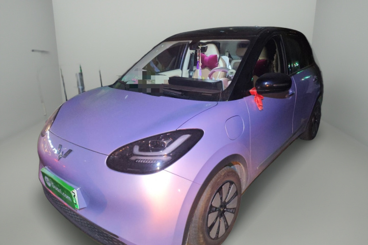 五菱汽车 五菱缤果 2025款 333km 灵犀互联款车身外观1