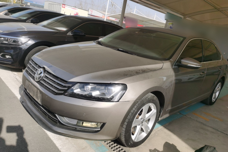 大众 帕萨特 2014款 1.8TSI DSG御尊版车身外观4