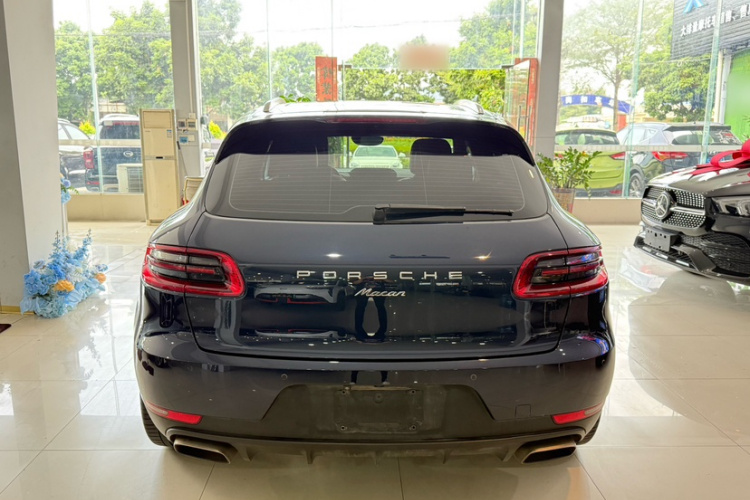 保时捷 2017款  Macan 2.0T车身外观6005