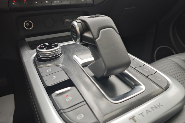 坦克300 2022款 2.0T 边境限定版局部细节18