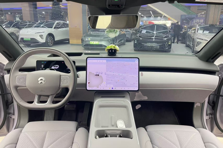 蔚来ET5T 2025款 75kWh Touring中控内饰12