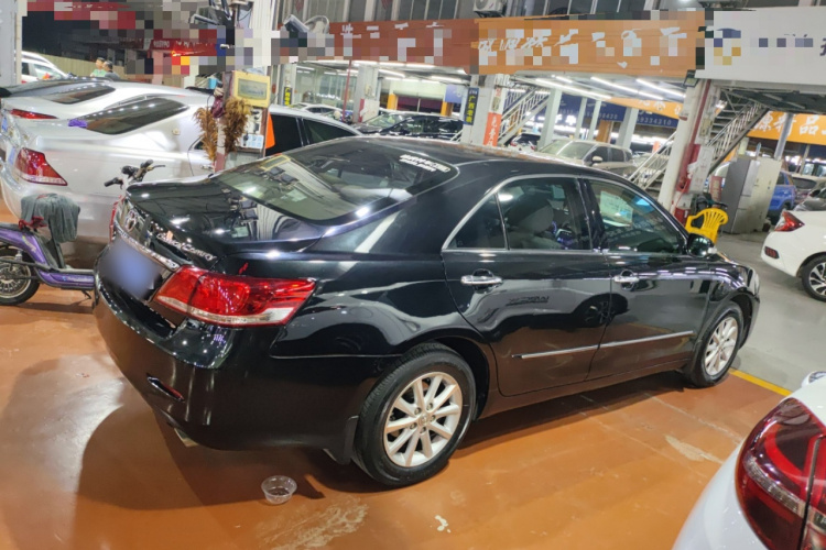 丰田 凯美瑞 2013款 200E 经典精英版车身外观6003