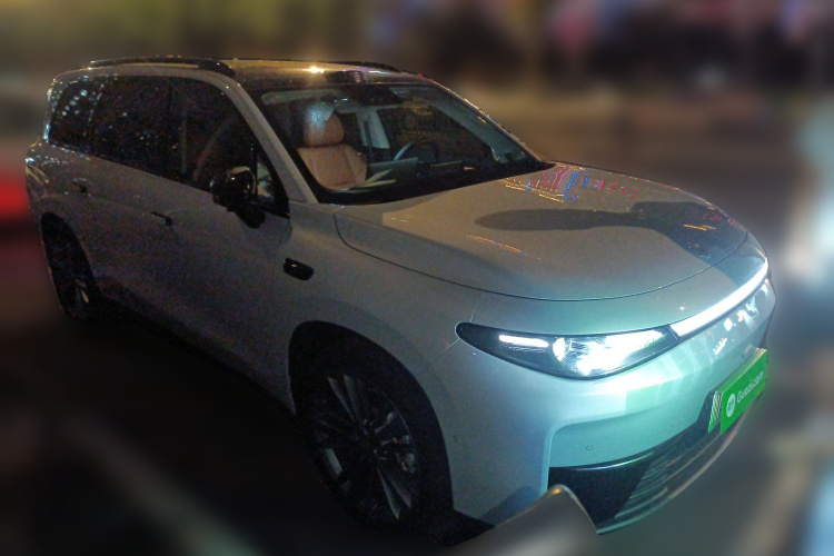 零跑汽车 零跑C16 2026款 纯电 630激光雷达智尊版 5座车身外观3