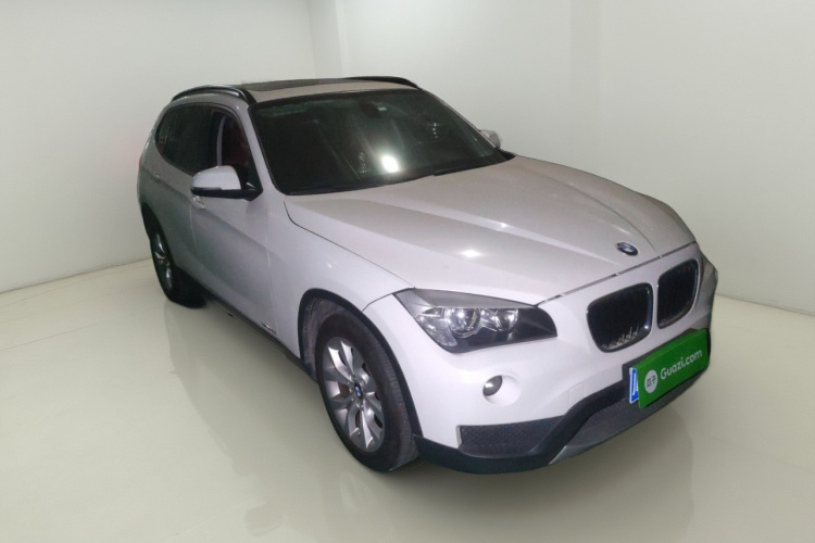 宝马X1 2013款 sDrive18i 时尚型车身外观3
