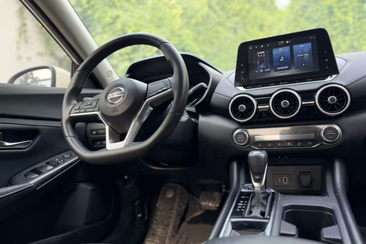 日产 轩逸 2022款 1.6L XL CVT悦享版中控内饰7005