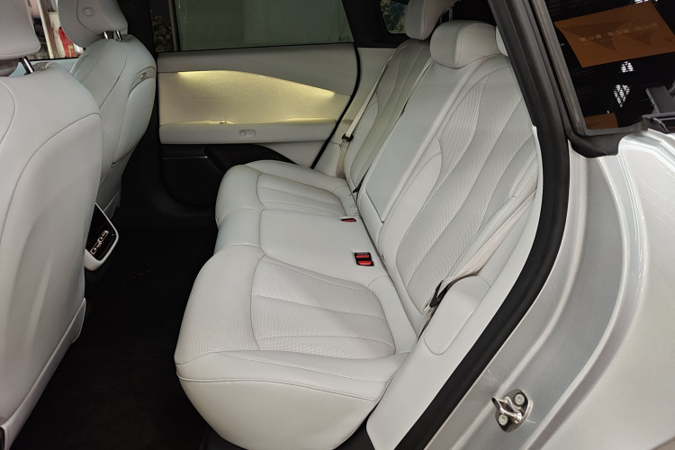 小鹏P7+ 2024款 超长续航 Max中控内饰7004