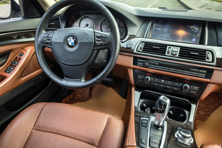 宝马5系 2014款 525Li 领先型车身外观6003