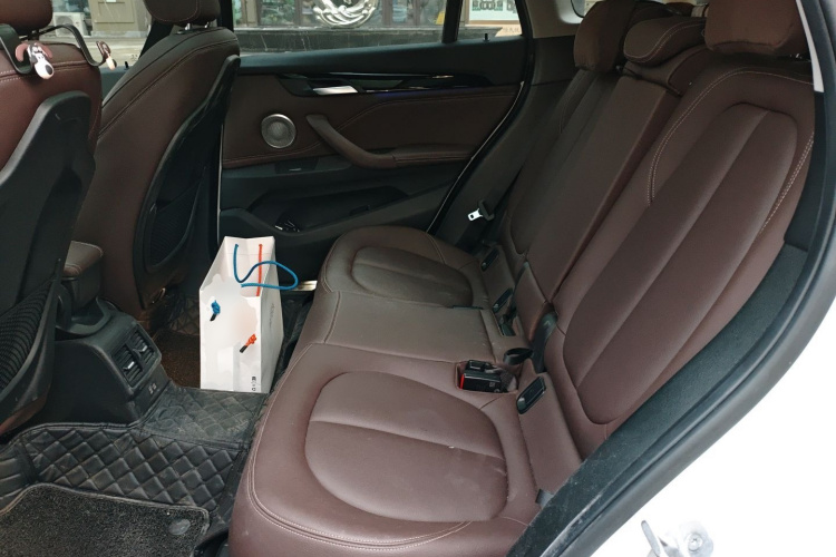 宝马X1 2022款 sDrive25Li 领先型中控内饰21