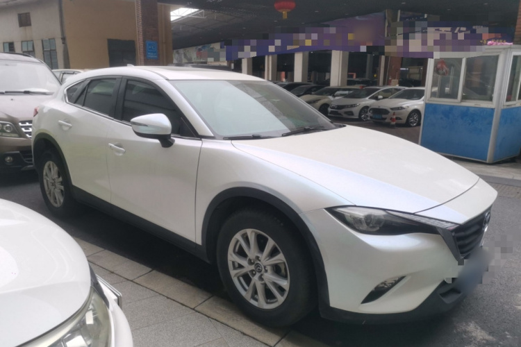 马自达CX-4 2018款 2.0L 自动两驱蓝天探索版 国V车身外观3