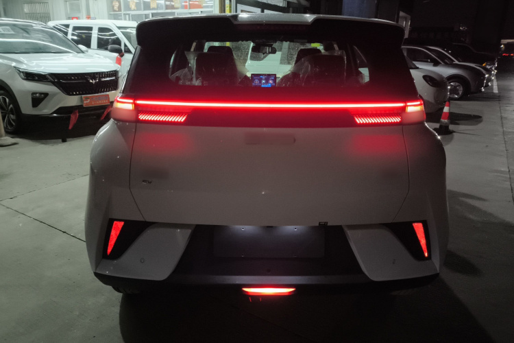 比亚迪 海鸥 2025款 智驾版 305km 活力版车身外观6