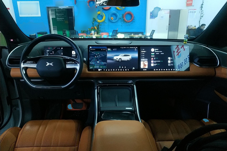 小鹏G9 2022款 570 Pro中控内饰12